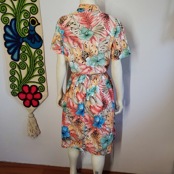 80s Tropical Print Button up top and Pleated skirt - Picture 4 of 8